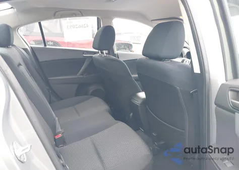 2013 Mazda 3 I z USA, uszkodzony, nr VIN JM1BL1VP7D1777559